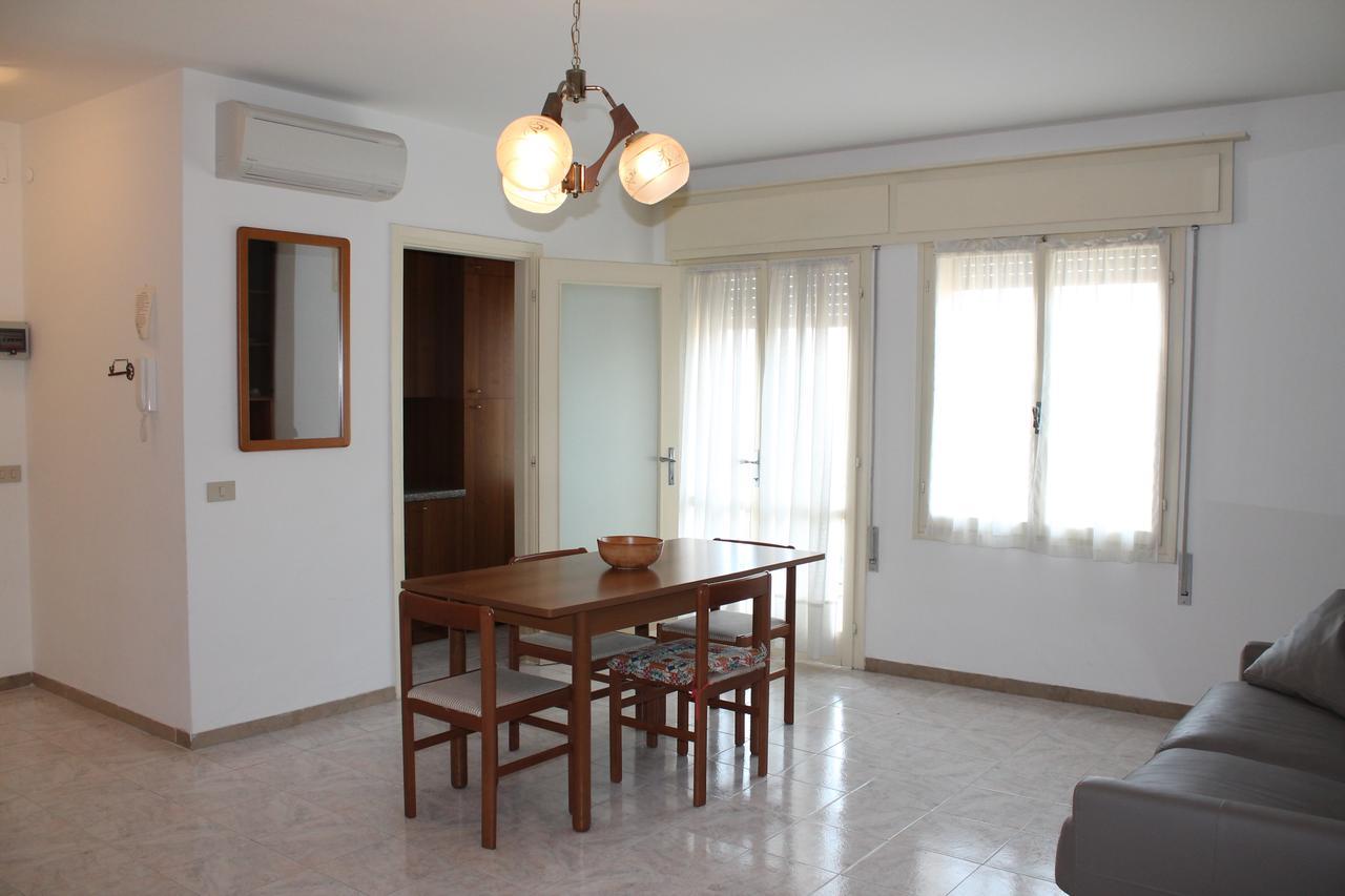 Santis 44 Apartment กราโด ภายนอก รูปภาพ